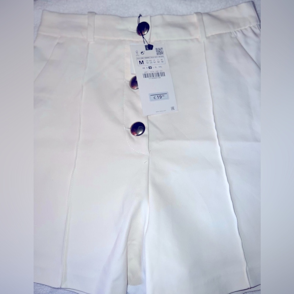 Zara short
